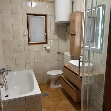 Alf Rab Apartamento Kampor