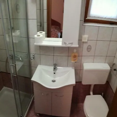 Alf Rab Apartamento Kampor