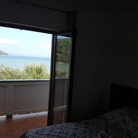 Alf Rab Apartment *